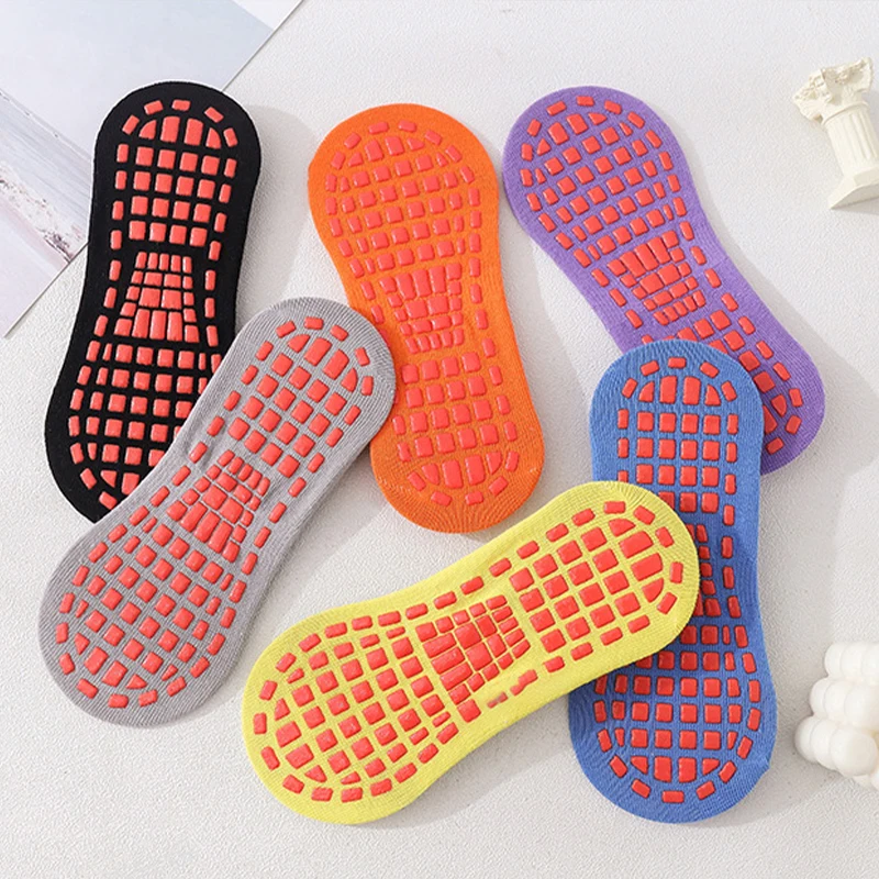 Calcetines antideslizantes para niños y adultos, calcetines cortos transpirables de algodón para trampolín, calcetines elásticos para deportes familiares y exteriores para niños y niñas