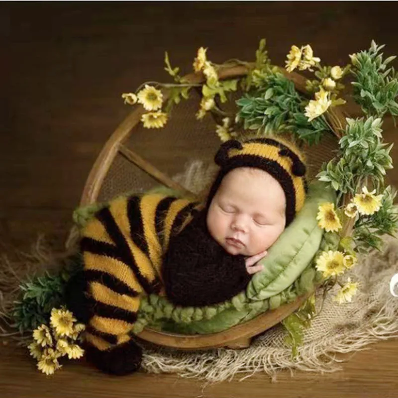 Newborn Photography Mohair Knitted Bee Clothing Hat+Jumpsuits 2Pcs/set Studio Baby Photo Props Accessories Shoot Clothes Outfits