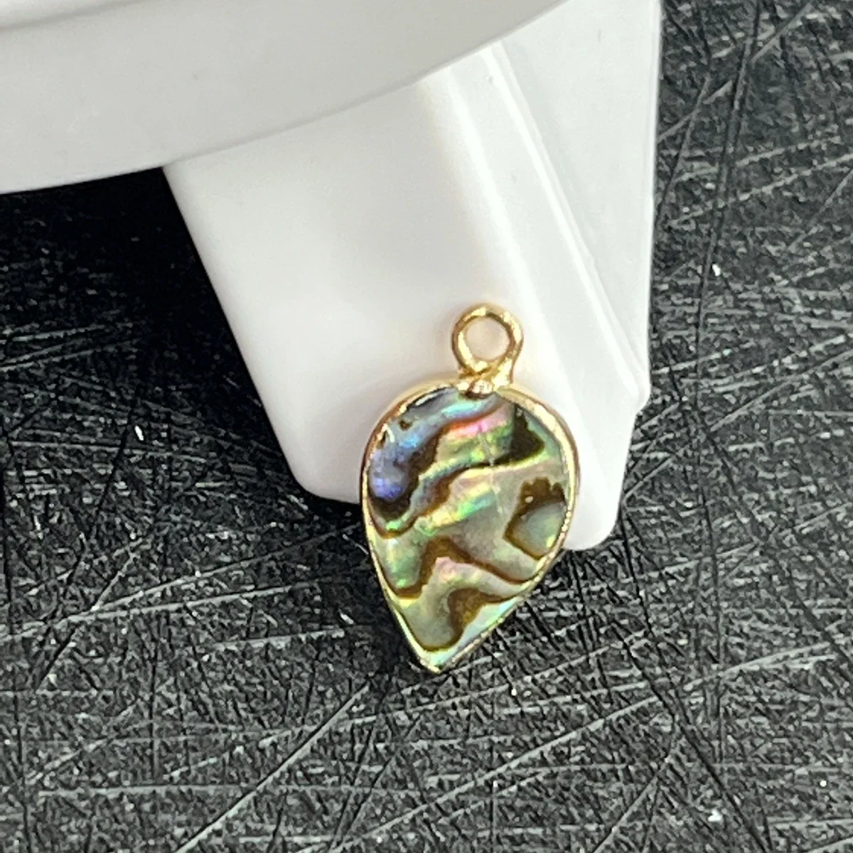 5Pcs 10x14mm Teardrop Abalone Shell Pendants Natural Shell Charms for DIY Necklace Bracelet Handmade Jewelry Making Supplies