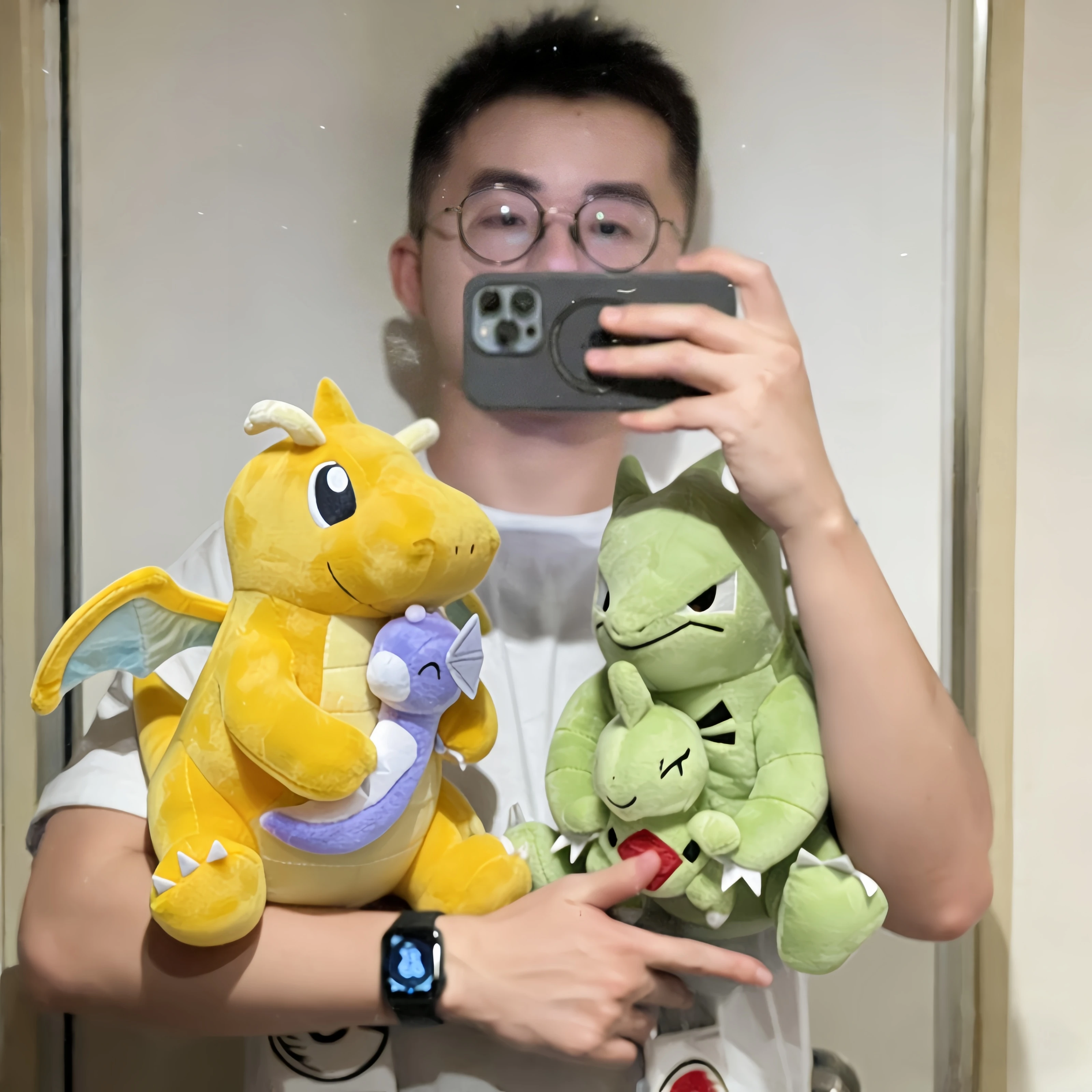 

Pokemon Pikachu Plush Toy Dragonite Holding Dratini Tyranitar Larvitar Pupitar Peluche Toy Garchomp Bagon Salamence Shelgon Gift