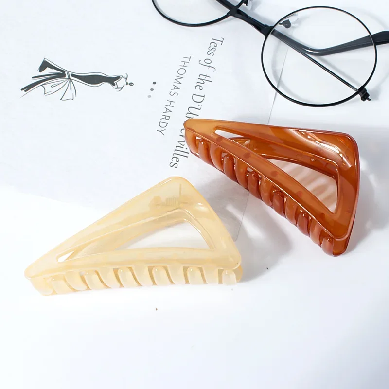 Plastic Triangle Hair Claw Hair Clip for Women Girls Solid Color Barrettes Hairpin Crab Ladies Korean Fashion Hair Accessories image 4