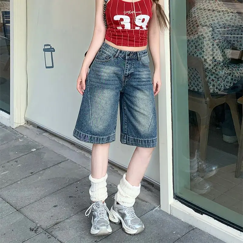

Vintage high-waisted wide-leg denim shorts2025Fashionable and versatile loose-fitting shorts for petite women that are slimming