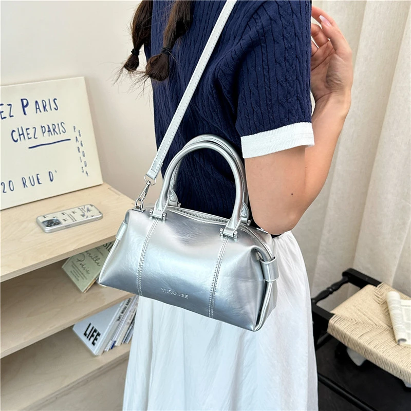  Silver Handbag Luxury Party Purse Fashon Clutch Bag For Women Versaile Pure Pu Leather Shoulder Crossbody Bag Small Black Tote