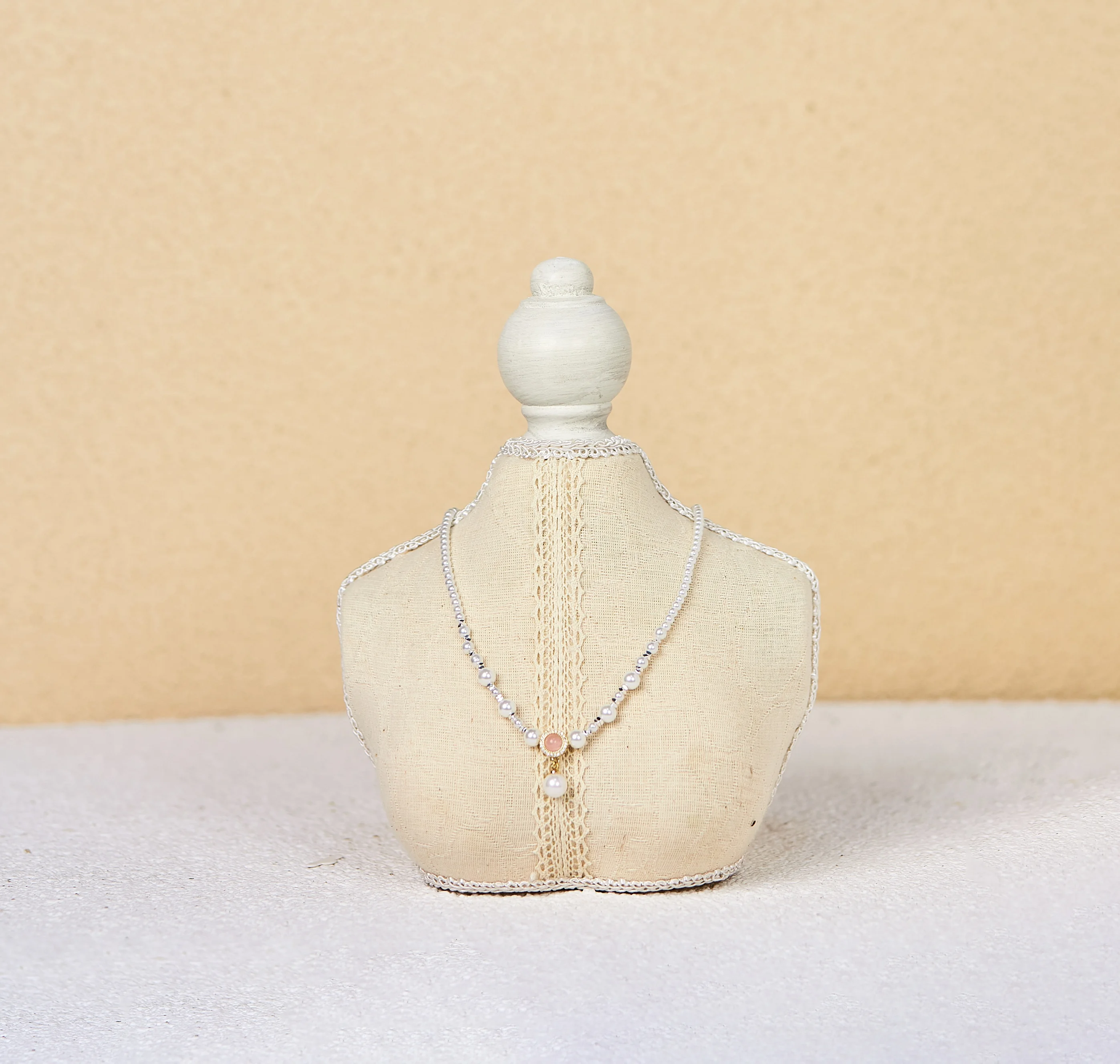 

Роскошная подставка для ювелирных изделий с бархатным бюстом, элегантный манекен на шею для витрины магазина ожерелья, бутик-декор