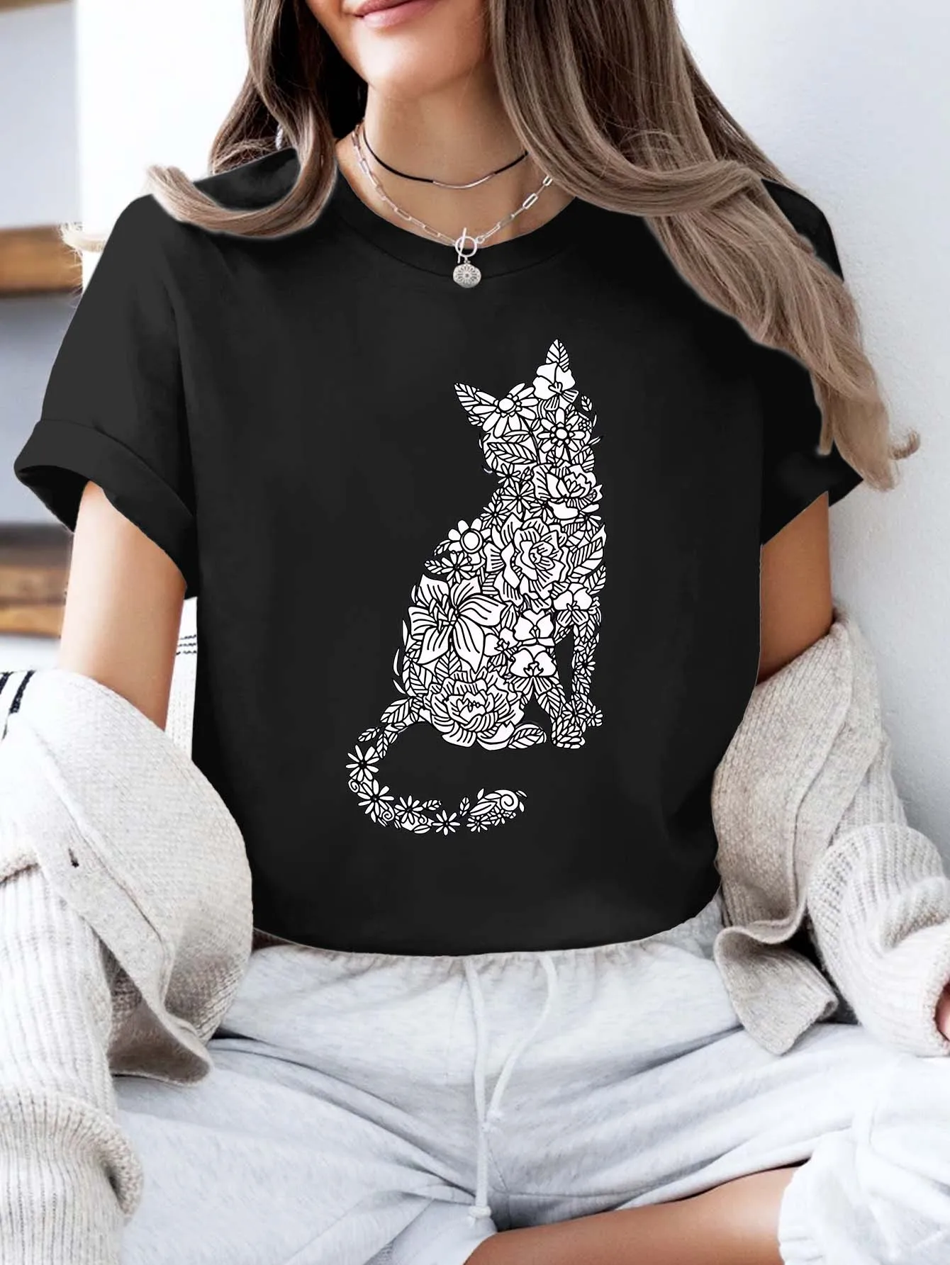 Camiseta con estampado de silueta de gato Floral para mujer, pantalón corto informal con cuello redondo, camiseta de manga, ropa de calle Harajuku, camisetas de moda
