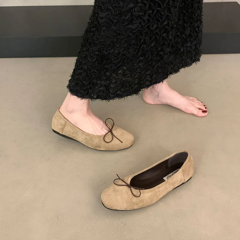 Neue modische Ballerinas mit Schmetterlingsknoten für Damen, flache Schuhe, lässige Ballerinas mit runder Spitze, flache, weiche Damen-Slipper. – Detail 7