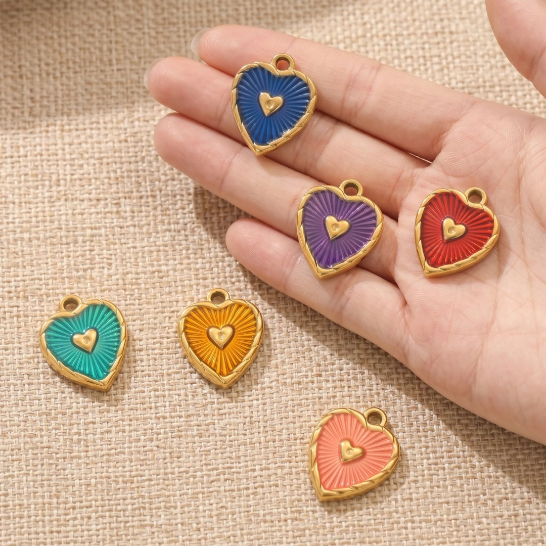 5 Stück Edelstahl-Herzanhänger mit Emaille, Liebesanhänger für Valentinstag, DIY-Charms für Ohrringe, Armbänder, Halsketten und Schmuckherstellung – Detail 3