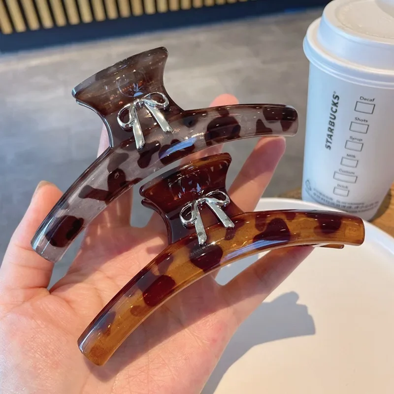 

2024 New! Women's Leopard - Print High - End Sense Large Shark Grab Clip - Light Luxury Hairpin for Fashionable Hair Accessories