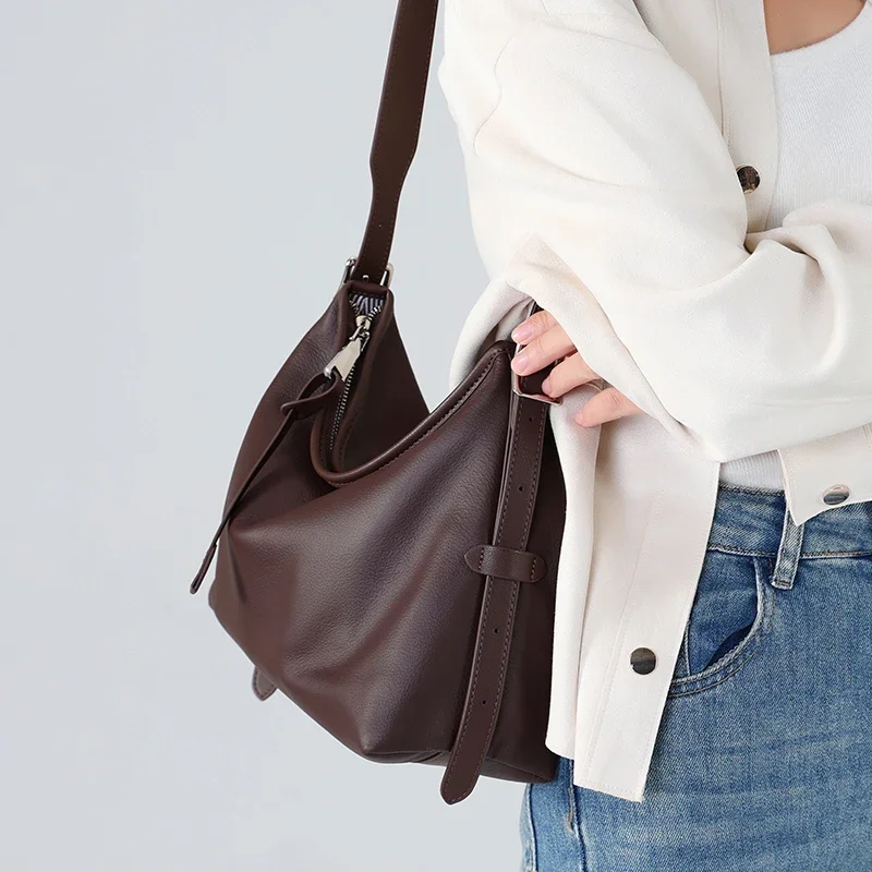 

Women's Retro Top-grain Leather Shoulder Bag Female Large Capacity Commuter Genuine Leather Luxury Designer Crossbody tote Bags