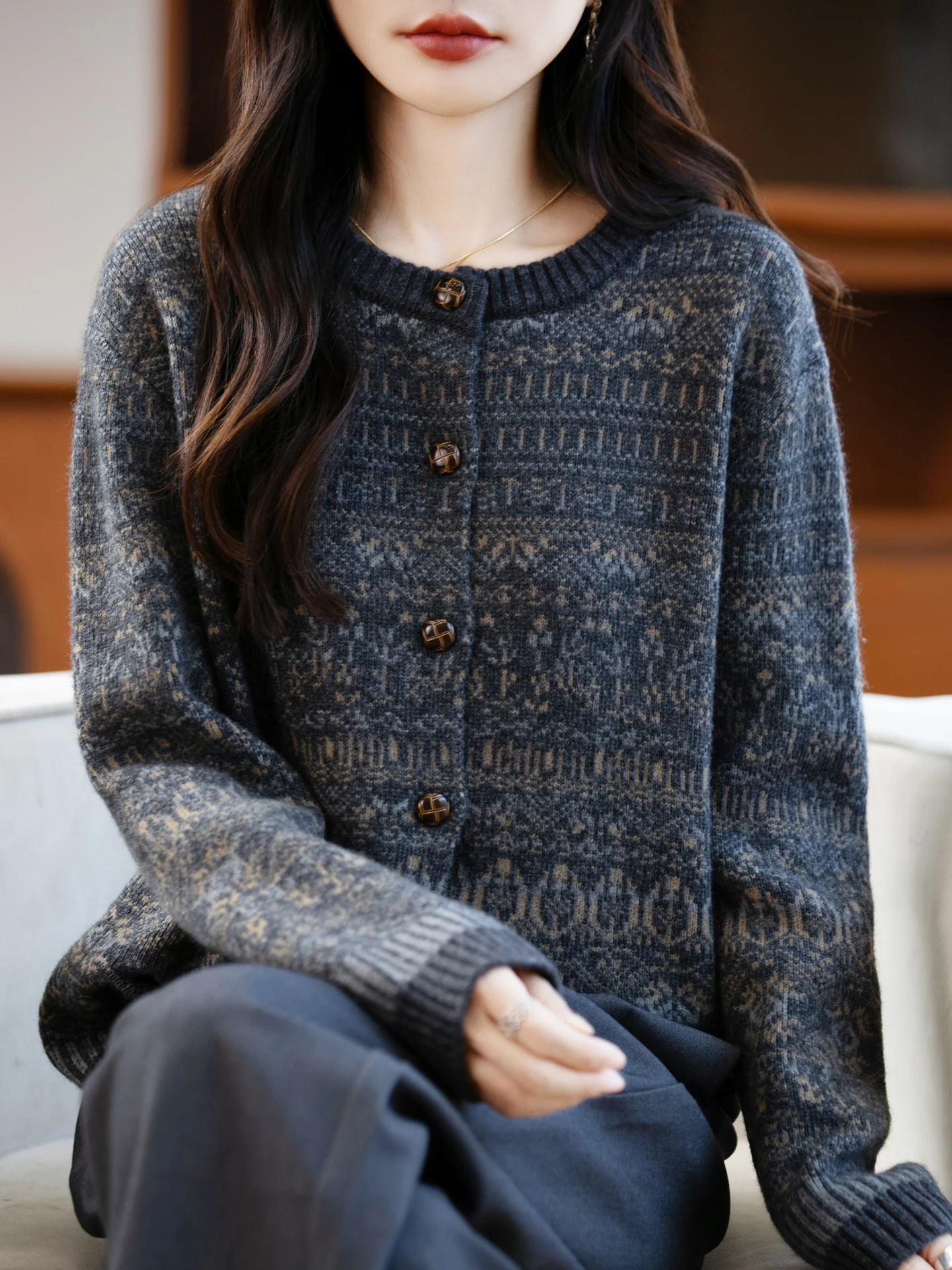 الخريف الشتاء Thiened الدب الفراء السيدات المفتوحة سترة فضفاضة مستديرة Ne المرقعة العرقية محبوك ملابس خارجية لينة طويلة Sve