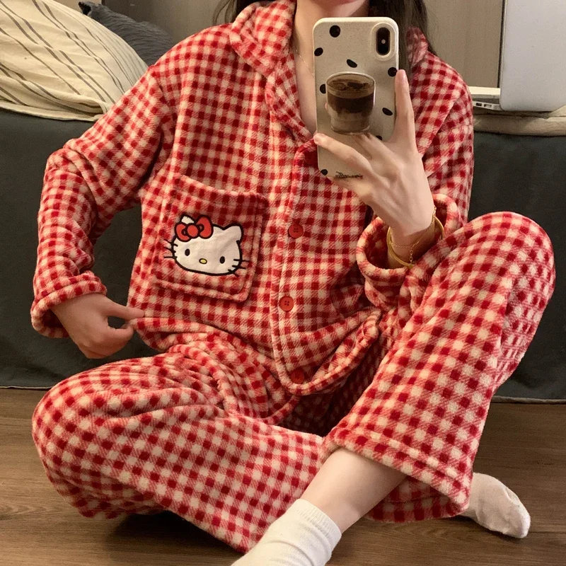 New Sanrio Hello Kitty Women\'s Pajamas Winter Coral Fleece Thickened Warm Casual Two-piece Homewear Pajamas Women\'s Suit