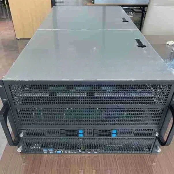 5090 8-Karten-Spielkarten-Server Deepseek 671bGPU Host AI Hashrate AMD EPYC/Xeon