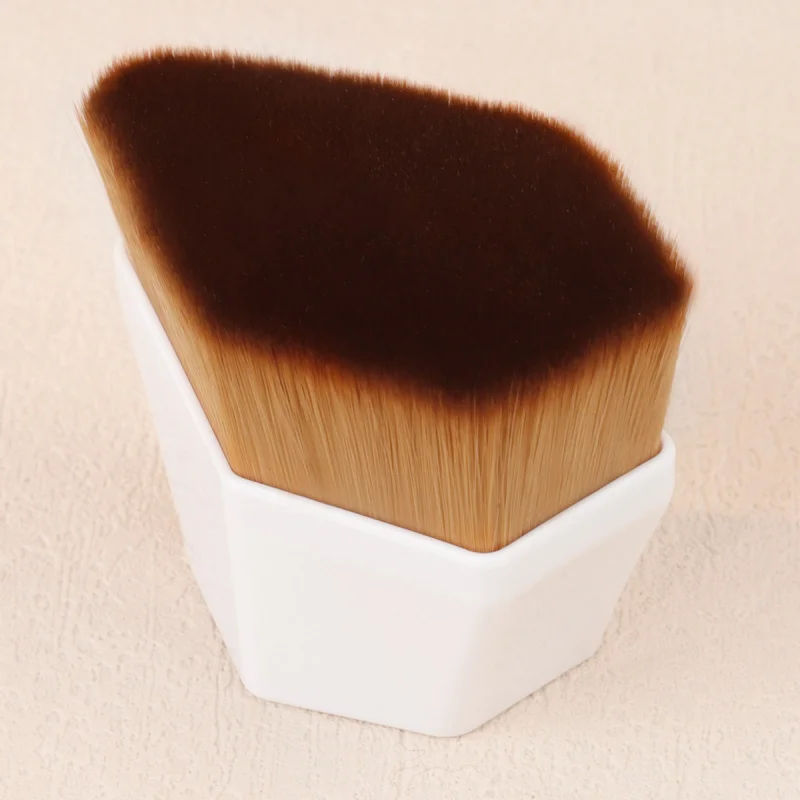 55No.6Convenient Foundation Brush, Easy to Apply Makeup, Non-Powder Absorbing, Non-CakingBBCream Brush Storage Box In Stock