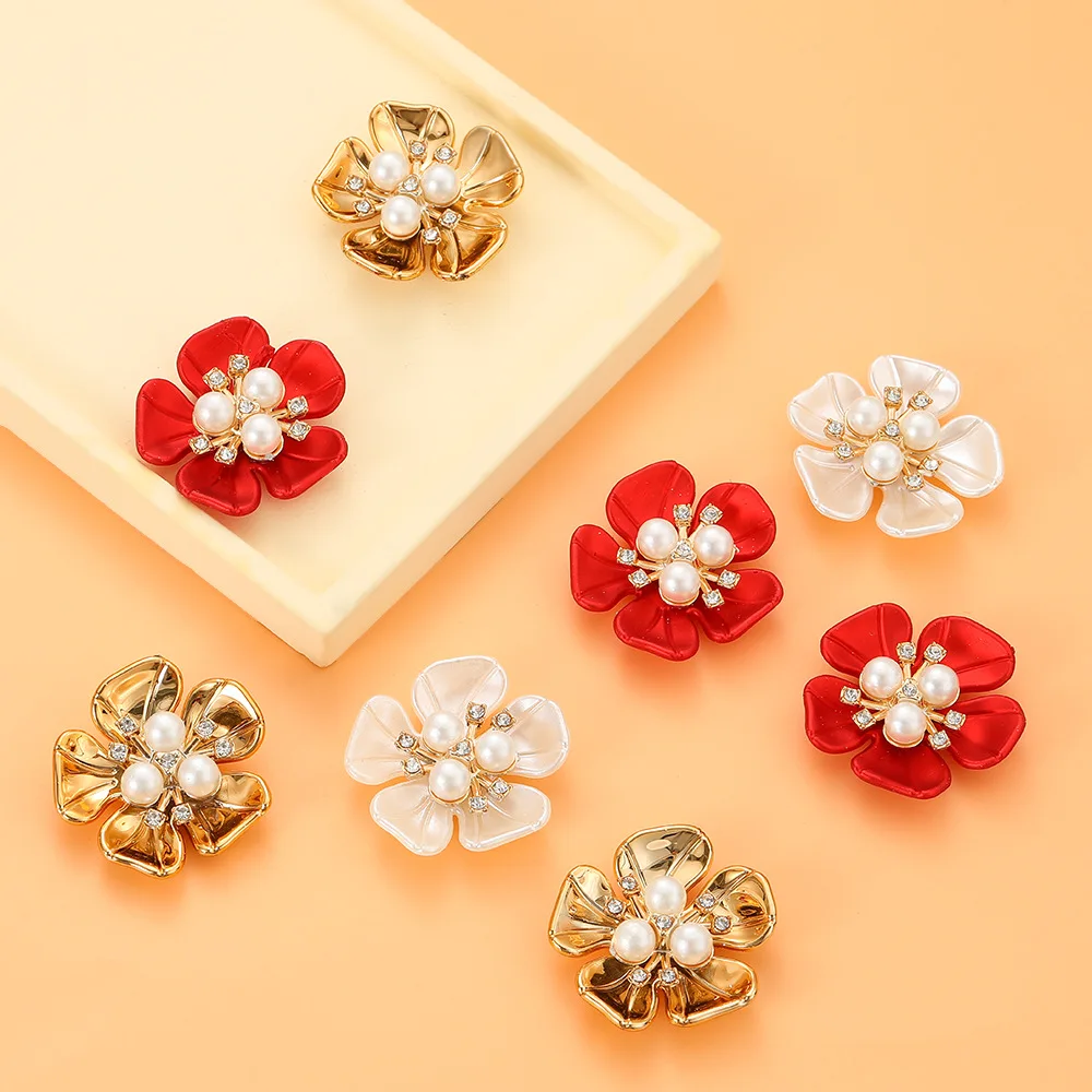 2PC Sweet Flower Shape Crystal Bead Button Cover Clip Fashion Dress Shirt Decor Jewelry Accessory