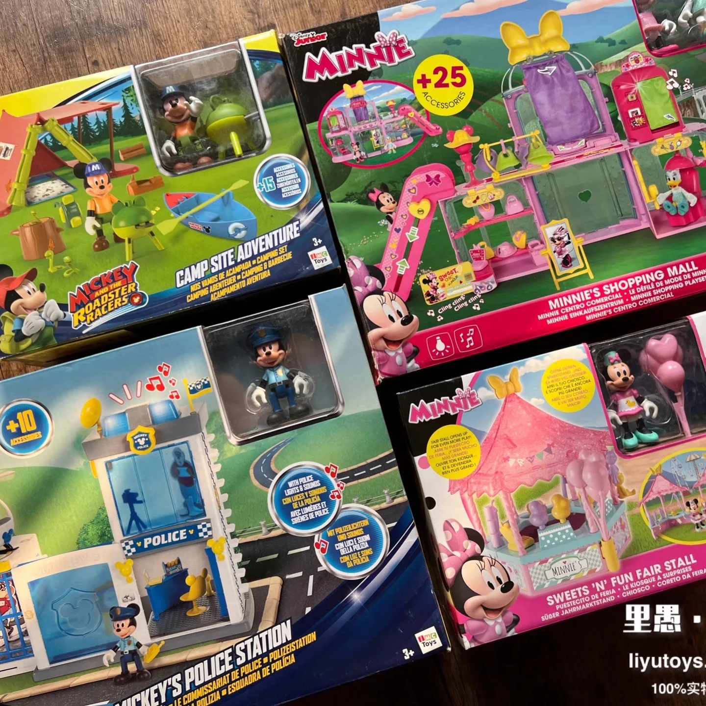 

В наличии подлинные игрушки сцены Микки и Минни — набор мини-симуляторов ролевых игр, идеальный детский набор игрушек для ролевых игр