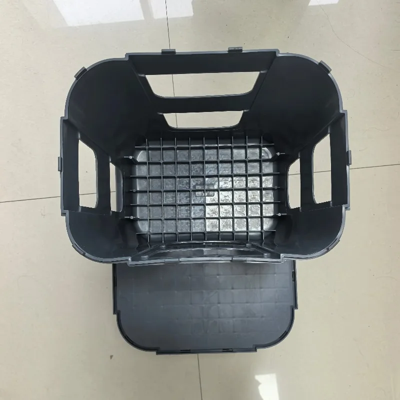 Surface braided reinforced multi-buckle locking safety footrest - for car washes, touching high-end items
