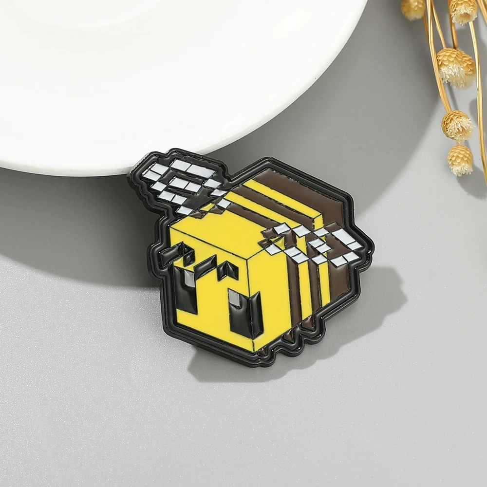 Kreative Spiel-Modell-Anime-Emaille-Pins, Pixel-Bienen-Soft-Reversnadeln, Minecraft-Broschen für Damen, Modeaccessoires, Geschenke – Detail 2
