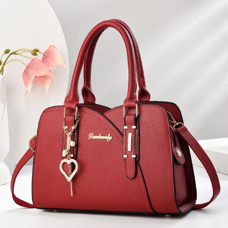 

Women's Handbag Metal Tassel Pendant Shoulder Bag Fashion Female Purse Pu Leather Bag Large Capacity Handbag Mom's Bag