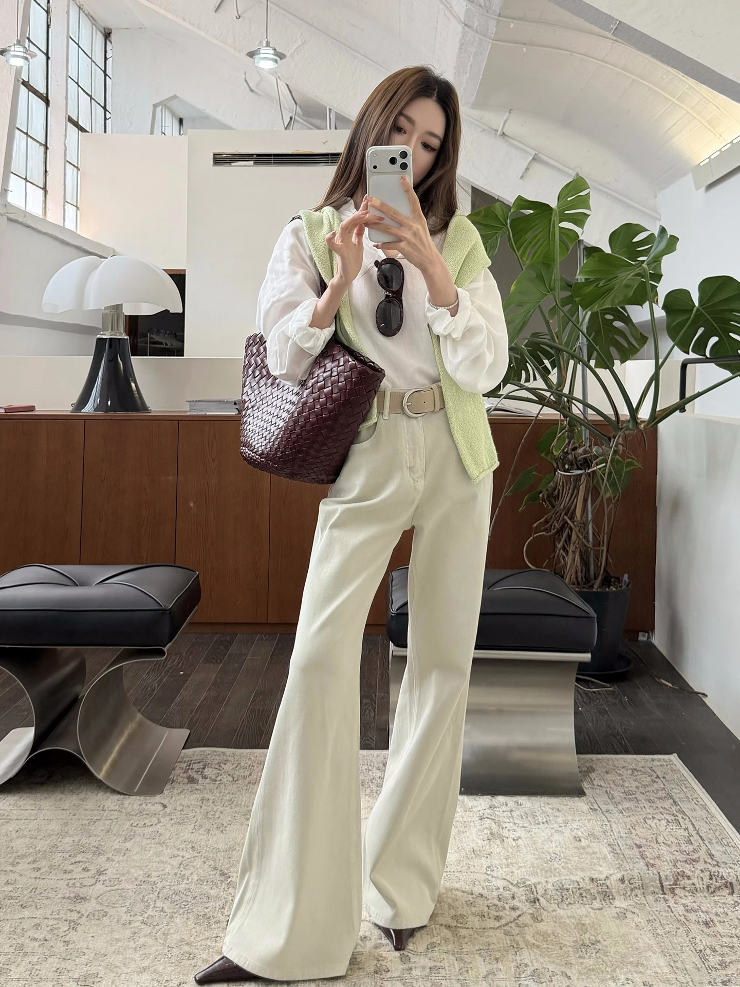 

Smol High Waist Wide Belted Flared Jeans Women's Loose Fitting Slimming Wide Leg Casual Pants Spring Season Four Way Stretch