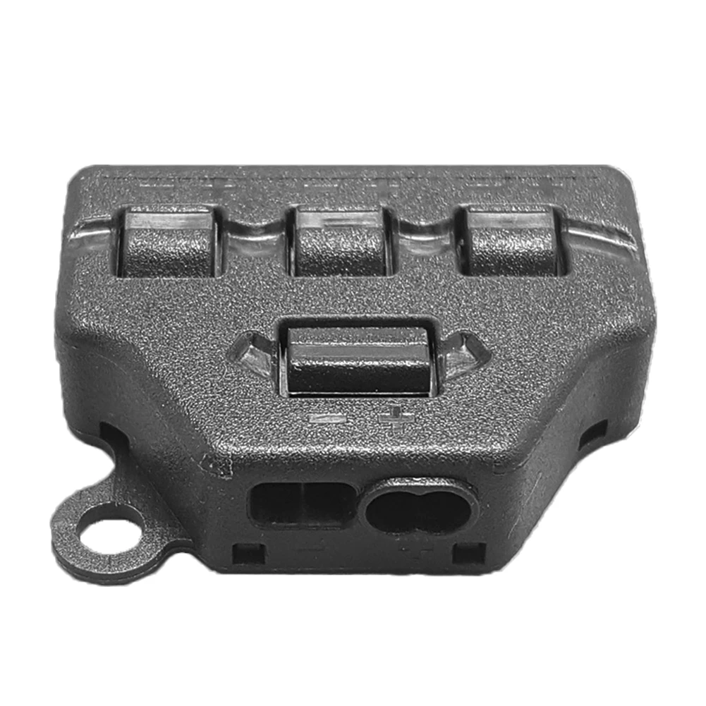 3 Ports Out Line Splitter Quick Connect Low Voltage Wire Splitter Distribution Block For Lighting Led Strip Connection Terminal