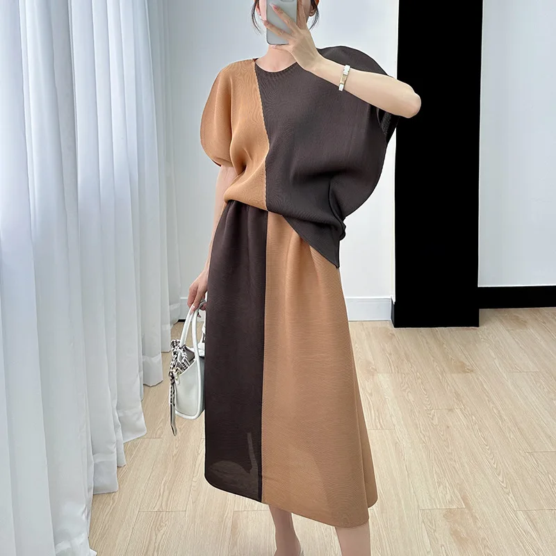 

Miyake Temperament Set 2023 Summer New Fashion High-end Color-Block Pleated Top + Loose Skirt Two Piece Sets Womens Outifits