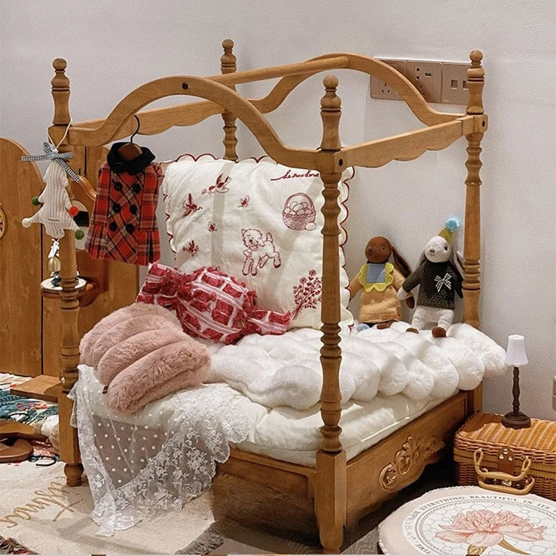 Solid wood pet bed kennel cat nest retro court bed light luxury princess bed retro literary pet nest