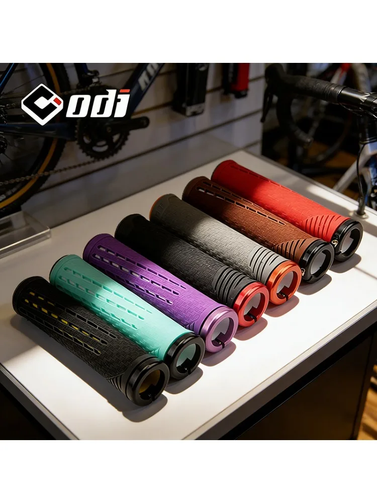 ODI lock sur les poignées de vélo en Fiber de carbone Silicone poignées de vélo légères antidérapant Absorption des chocs poignée confortable accessoire de vélo
