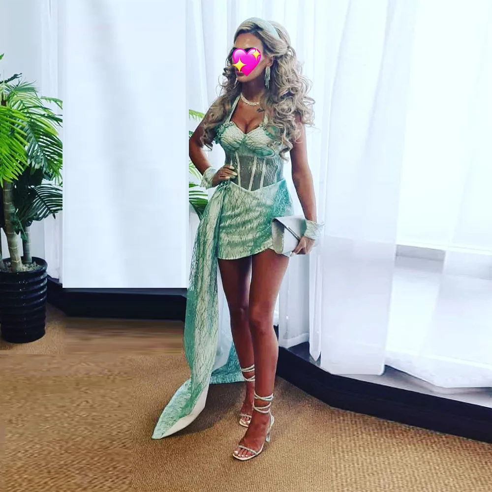 

Мини-короткое зеленое кружевное коктейльное платье для женщин, коктейльное платье-футляр длиной выше колена, вечернее платье с лямкой на шее и шлейфом