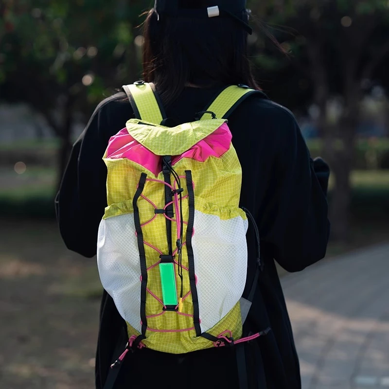 

Lightweight backpack, large-capacity bag for traveling, outdoor mountaineering bag for riding.