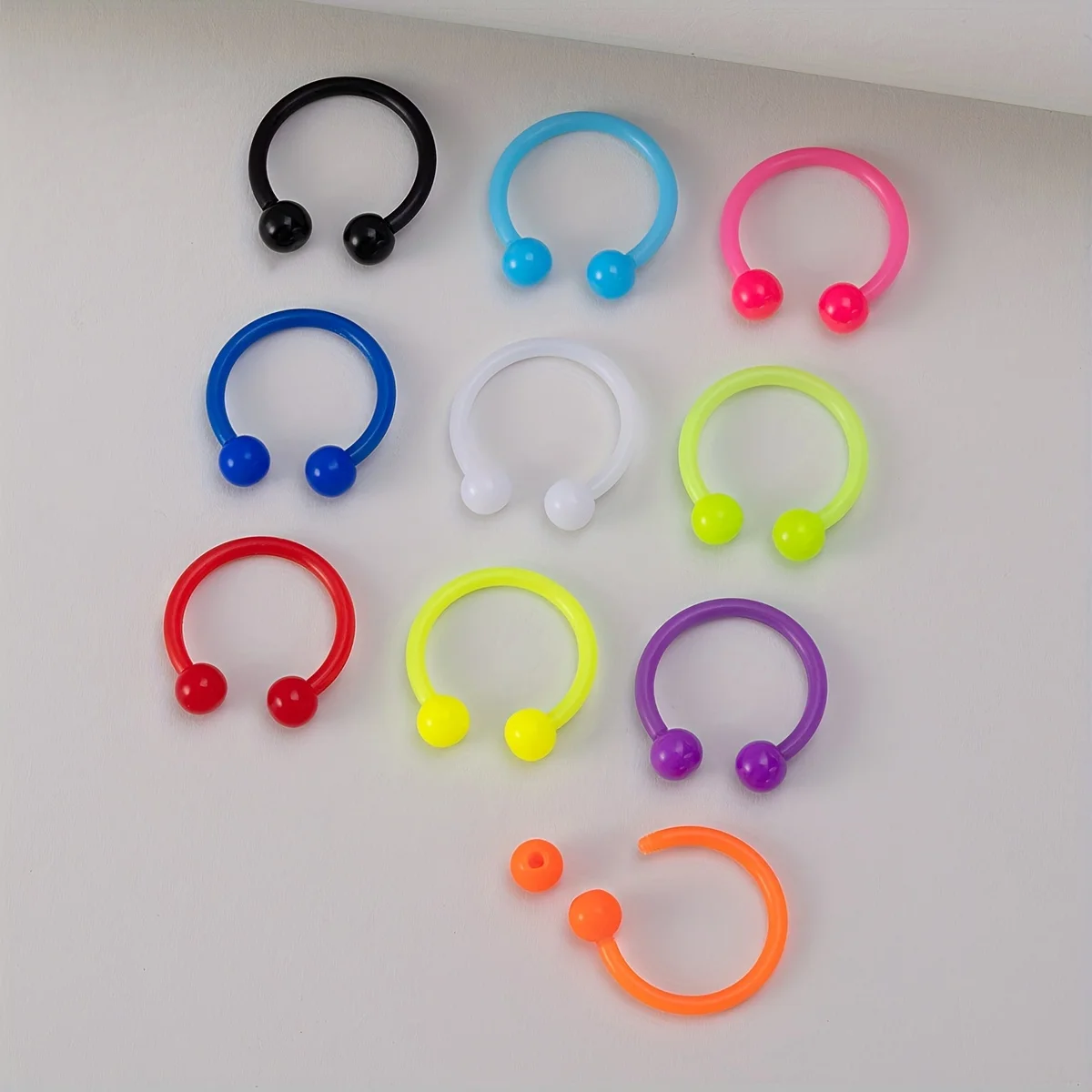 1 قطعة حدوة الحصان الملونة الأنف الدائري مجموعة الاكريليك الشفاه الحاجب التجنيب الحاجز ثقب الغضروف أقراط لون عشوائي 16 جرام 8 مللي متر #5