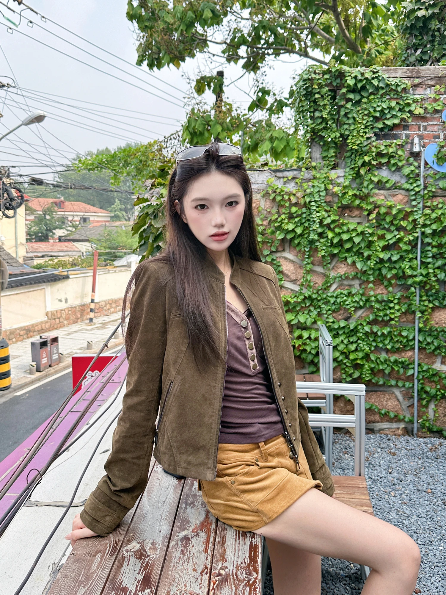 Jaqueta Feminina de Couro Retrô com Zíper, Design Original, Nova Coleção Outono Inverno, Ajuste Slim, Comprimento Curto, Moda Jovem