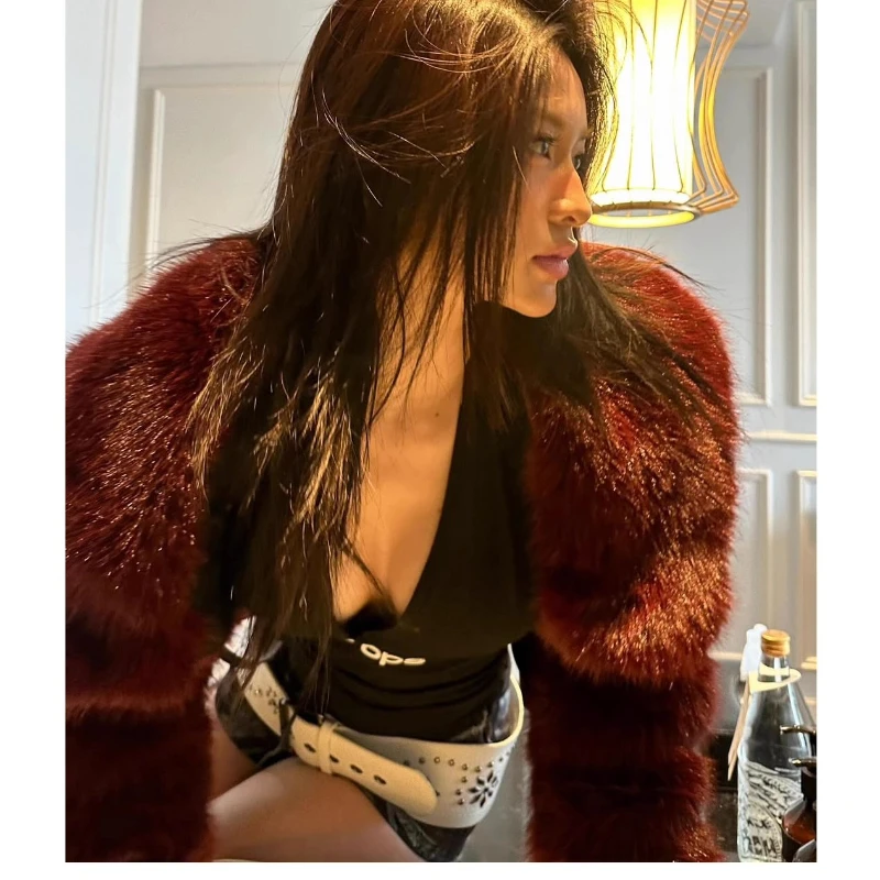 European American Sexy Hot Girl Red Fine Velvet Fur Collar Women's Coat Winter New Loose Short Long Sleeve Cardigan Coat ladies