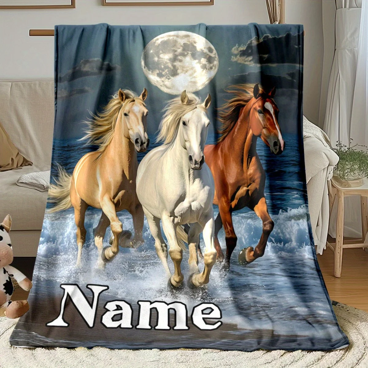 1 Stück individuelle Namensdruck-Pferde in Mondbeleuchtung, Flanell-Überwurfdecke am Meer – weiches, warmes, leichtes Fantasy-Design mit vier Pferden &