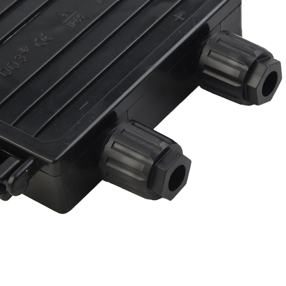 Black DC 1000V IP65 6.5A Junction Box Electrical Testing TOOL Junction Box Panel 2 Diodes For Cable Connector Kit