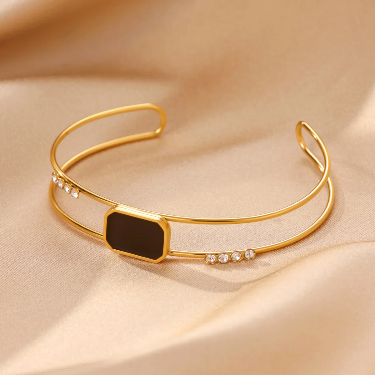 Zirkon-Öltropfen-Armreifen für Damen, goldfarben, Edelstahl, offener Armreif, Ästhetischer Hochzeitsschmuck, Geschenk