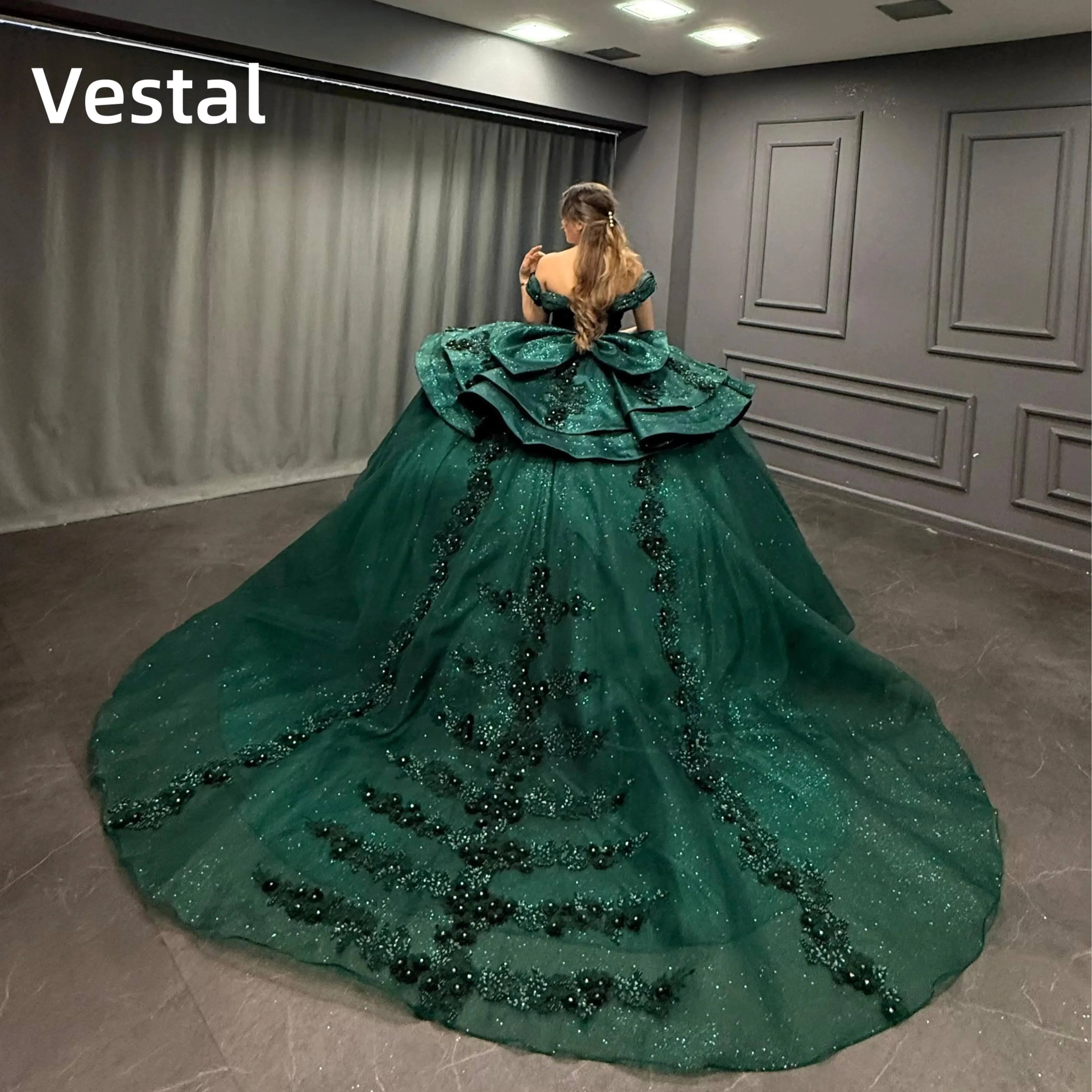 Dark Green Princess Quinceañera Dress Formal Off the Shoulder Ball Gown Sweet 16 Prom Gown Customized