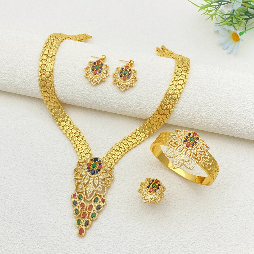 

Ювелирный набор Flora Kuwait Evening Gala: браслет, кольцо, ожерелье, серьги из позолоченной меди с цирконами для женщин