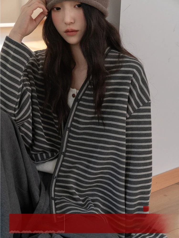 

Женский вязаный кардиган MoZa Faion с V-образным вырезом и длинными рукавами, свободный крой, для повседневной носки, осенняя новинка, в полоску, разных цветов