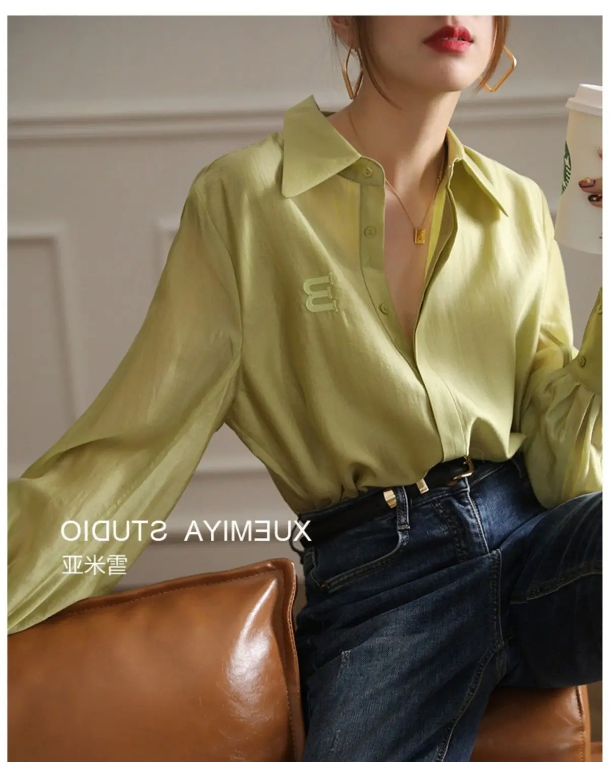 Early Spring New Tail Single Women's White Shirt Design with Pleated Imitation Silk Long Sleeved Shirt for Women Blouses Shirts