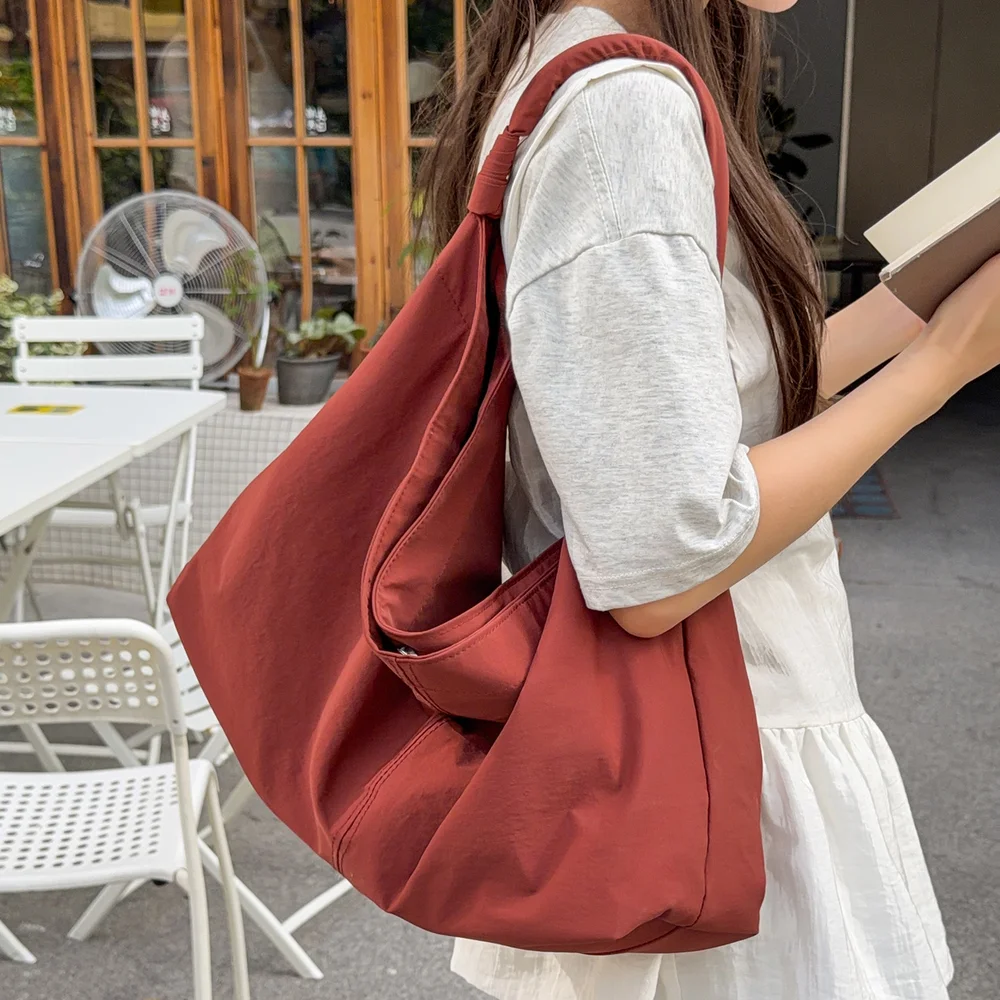 Large capacity fashion college style minimalist tote bag 2026 early autumn new western-style casual women's shoulder bag