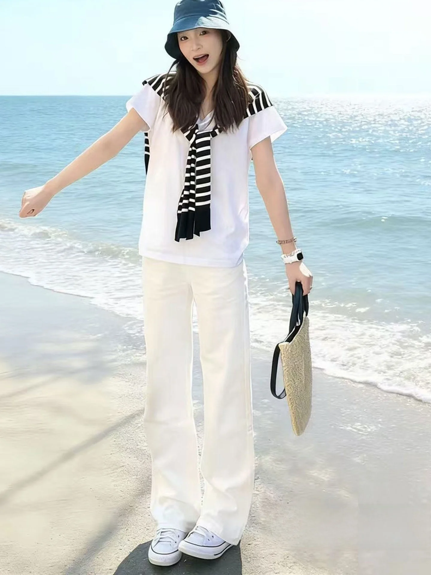 

White Slim Wide Leg Denim Jeans Women's High Waist Loose Slimming Drapey Short Straight Floor-Length Pants Casual Style