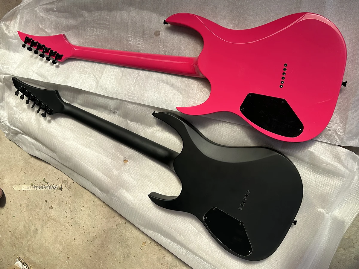 High Quality Rose Red&Matte Black 6 Strings Electric Guitar Rosewood Fretboard Black Hardwares 24 Frets Factory Customizable