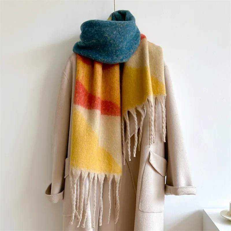 Winter Fashionable Scarf for Woman Color Block Style Beautiful Large Scarf Winter Warm Windproof Scarves