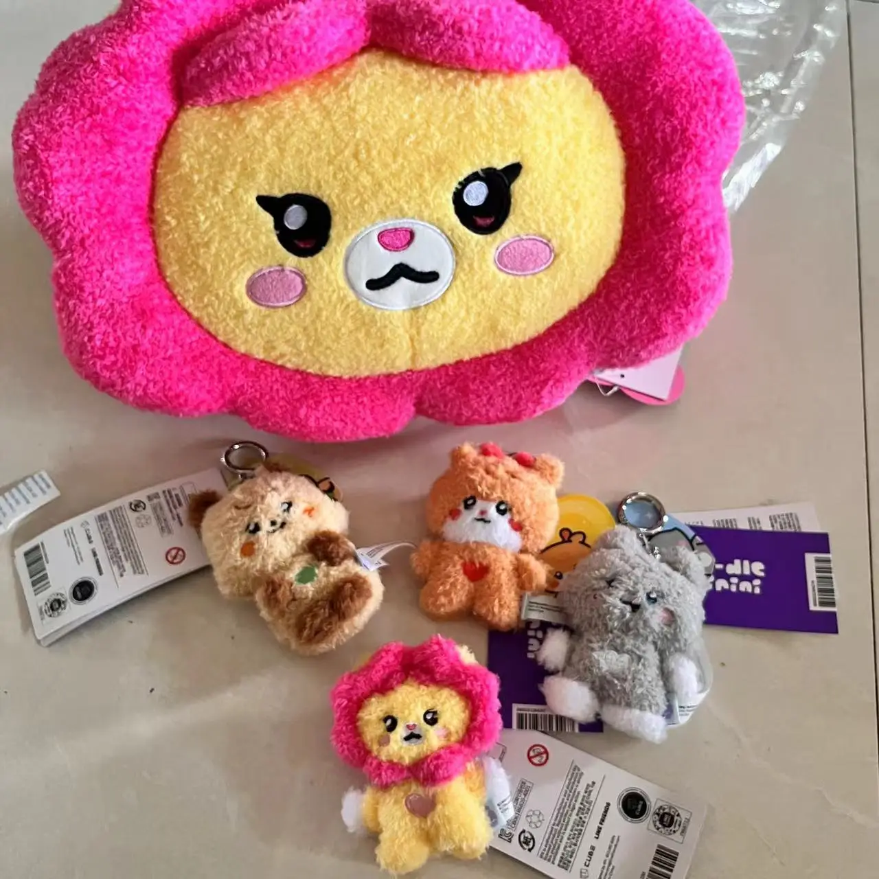 Kpop (G)I-DLE  I SWAY KLAXON Cartoon Plush Doll Keychian YUQI Soyeon Miyeon Minnie Peripheral Bag Pendant Tabletop Ornament