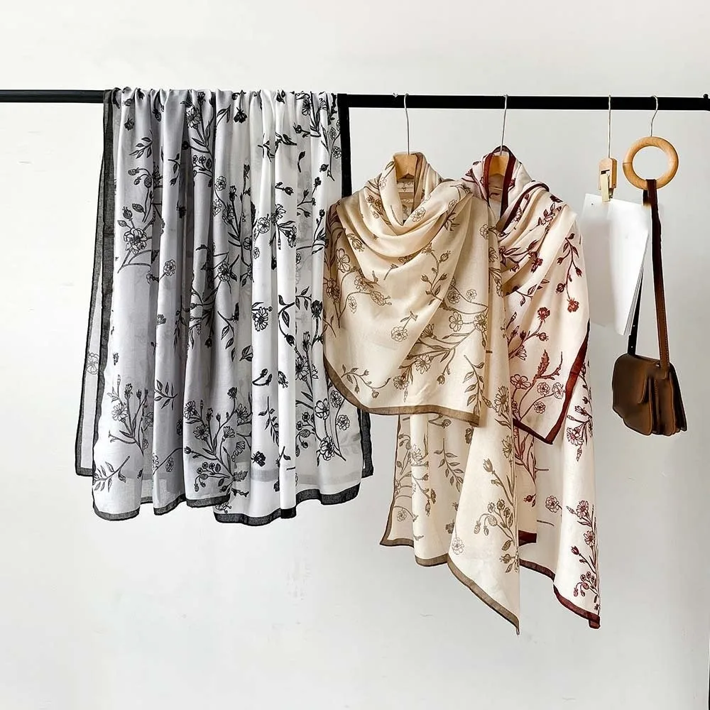 

Fashion Breathable Women Floral Scarf Long Polyester Thin Large Shawl Sweat-absorption Bird Patterned Sunscreen Headscarf Girls