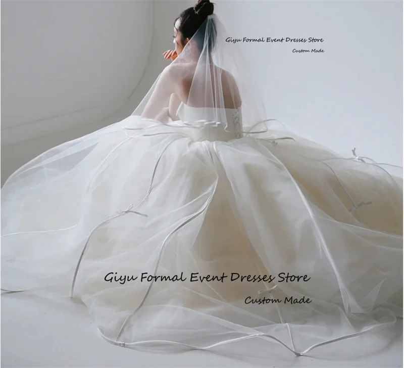 Giyu Design A Line Tulle Korea Vestidos de casamento Strapless Satin Top Ribbon Noiva Vestido até o chão Vestido de mariage Personalizado