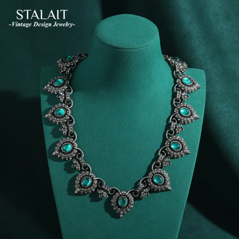 

Средневековое винтажное черное ожерелье в стиле ретро, эллиптическое стеклянное колье из изумрудного кристалла для женщин, аксессуары, антикварные ювелирные изделия, новинка