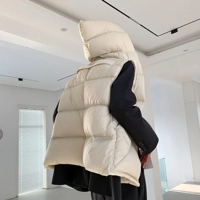 Women Waistcoat 2025 New Autumn Winter Warm Hooded White Duck Down Leisure Women Down Vest Solid Color Women Down Jacket H480