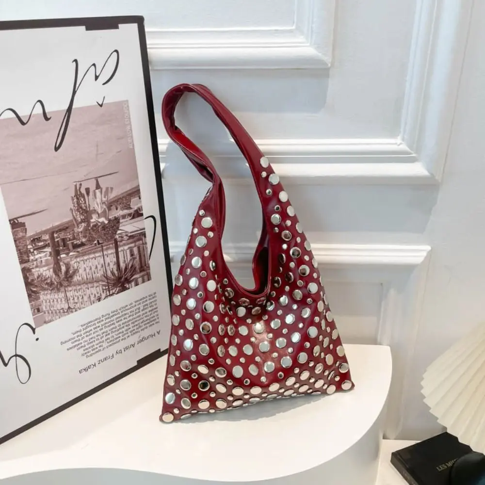 

New Fashion Big Rivets Bucket Shoulder Bag PU Leather Punk Personality Handbags Soft Large Capacity Bags For Girls