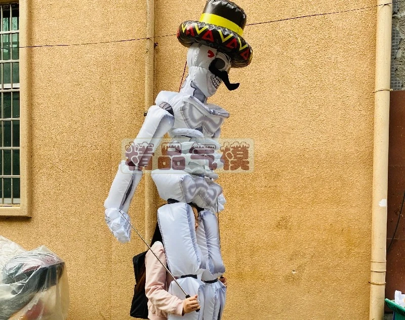Festival bar house shopping mall opens funny interactive warm-up inflatable beard clown man
